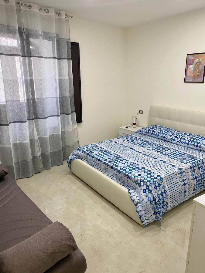3A Room 卡塔尼亚 外观 照片