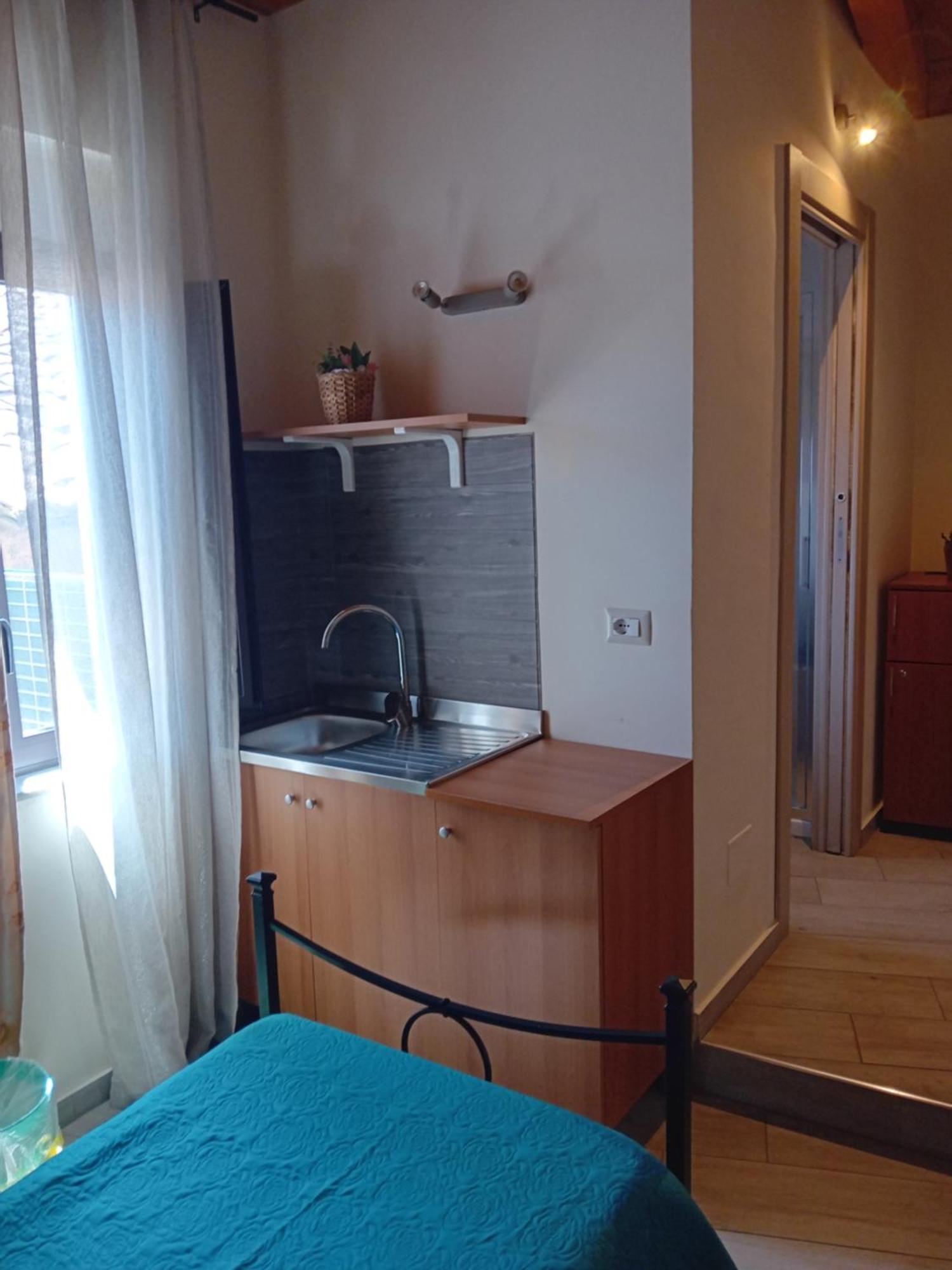3A Room 卡塔尼亚 外观 照片