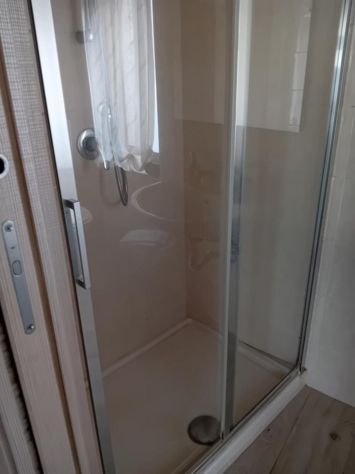3A Room 卡塔尼亚 外观 照片